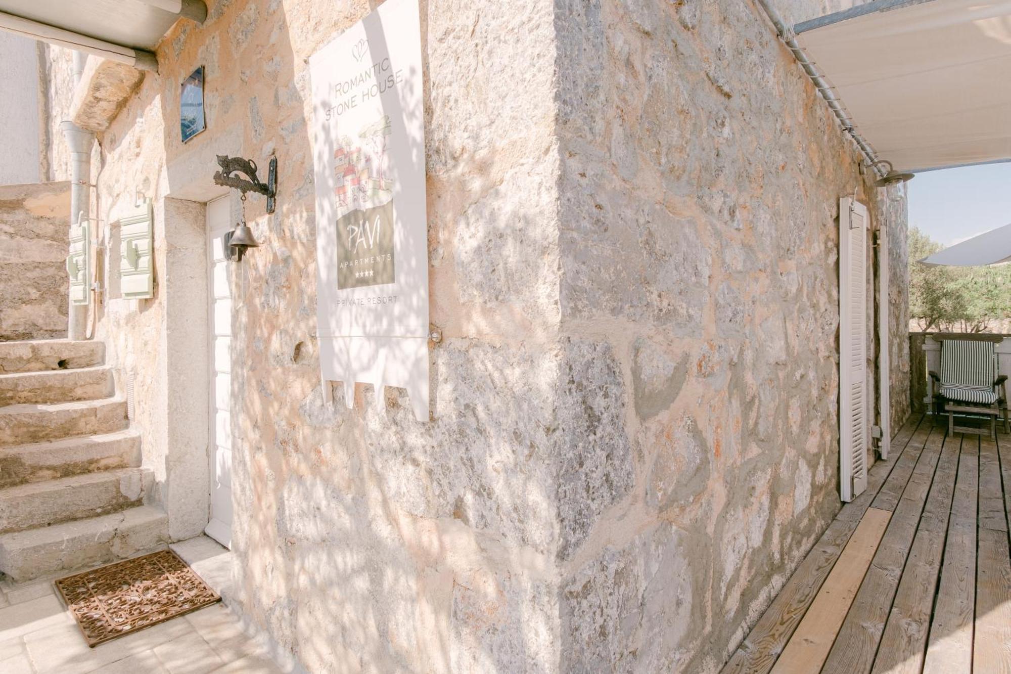 Pavi Apartments Romantic Stone House K13 Kornić Eksteriør bilde